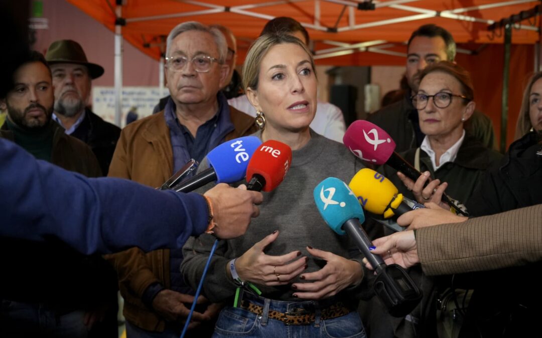 Guardiola incide en su compromiso con el mundo rural para que “la vida en nuestros pueblos siga fluyendo”