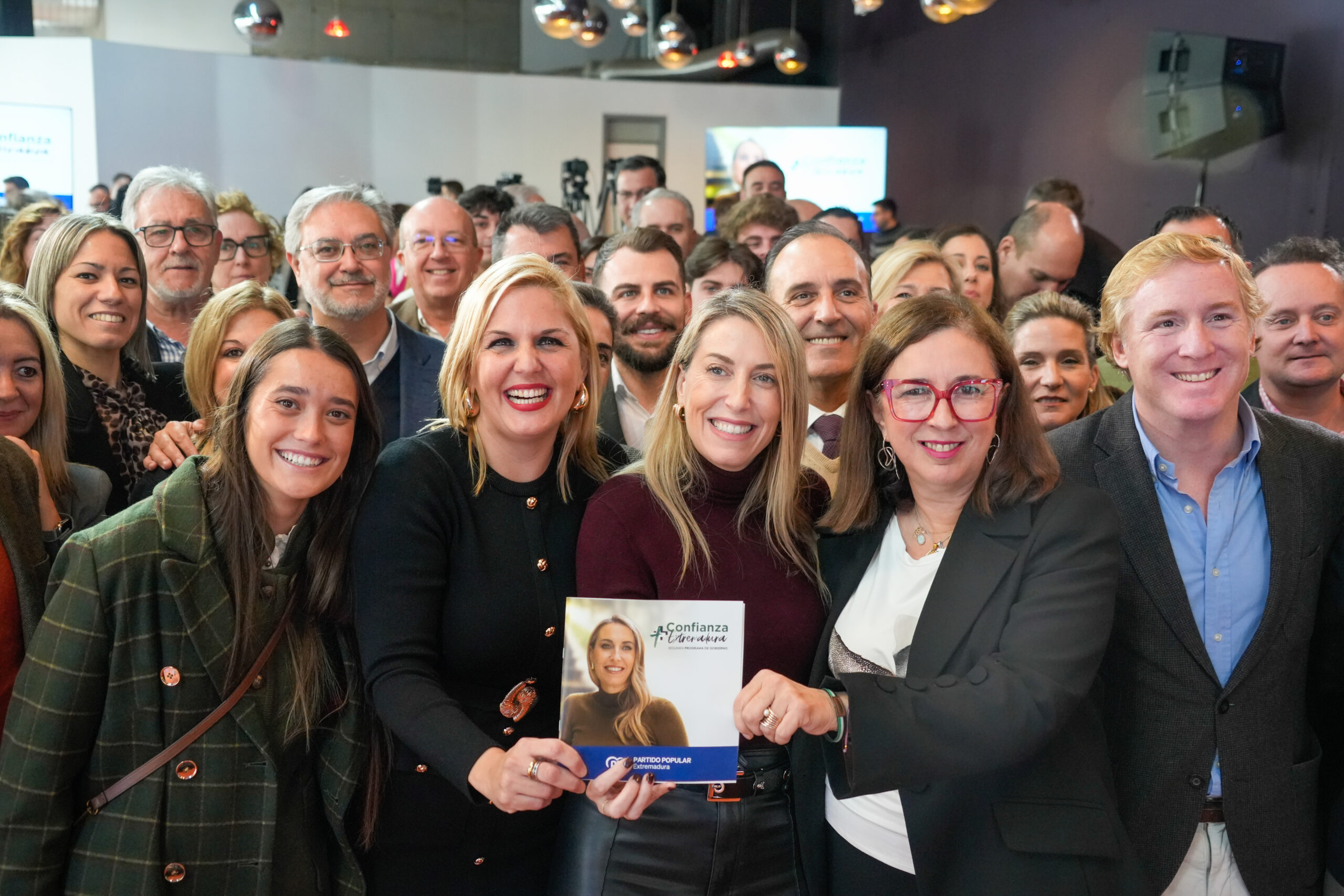 Guardiola presenta 608 medidas para “impulsar Extremadura y seguir transformando nuestra tierra”
