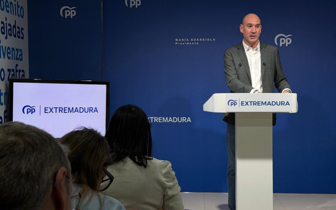 El PP exige al Gobierno de Sánchez que cumpla con el Aeropuerto de Badajoz
